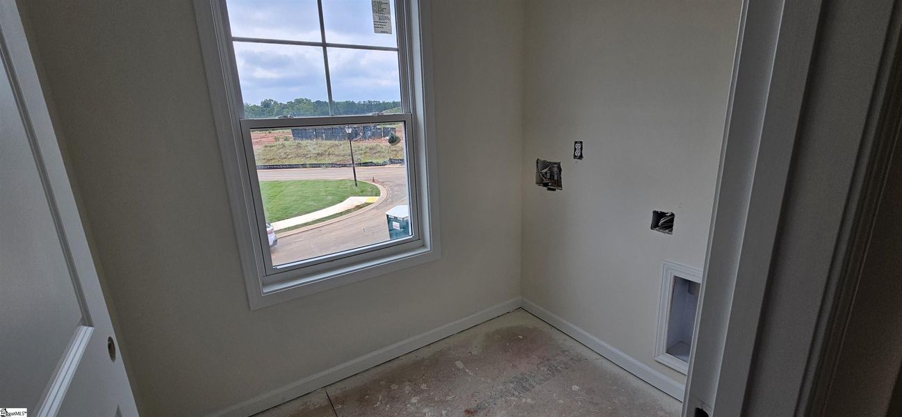 Image 34 of a home in Sedona.