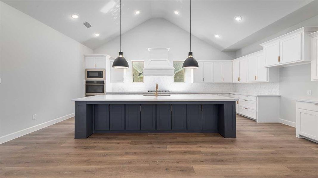 Furnished interior view inside a new home in Somerset Park 80', Rockwall (Image 8). Furnished interior view inside a new home in Somerset Park 80', Rockwall (Image 8).