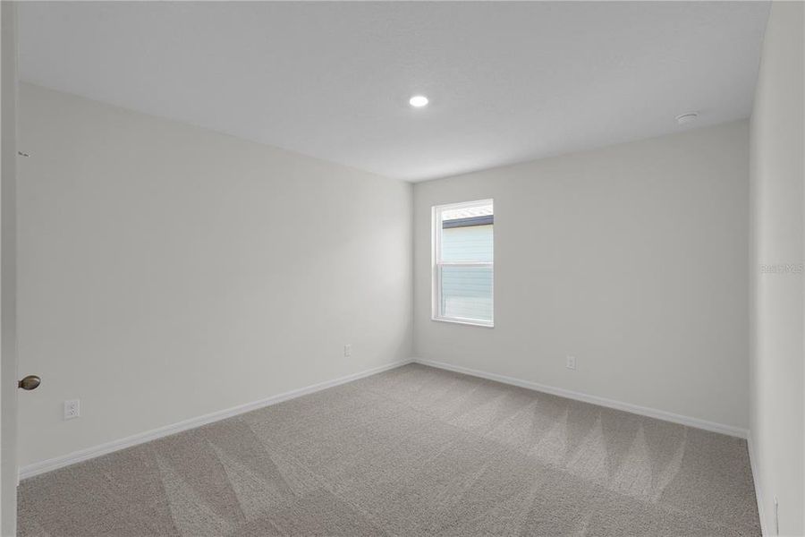 Spacious, unfurnished interior of a new home in , Palm Coast (Image 12).