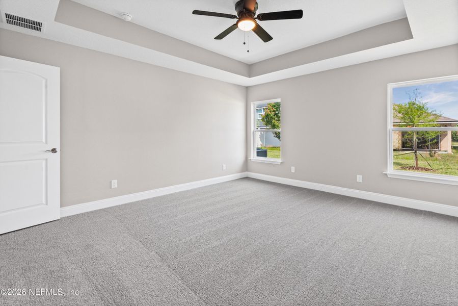 Spacious, unfurnished interior of a new home in , Jacksonville (Image 23).