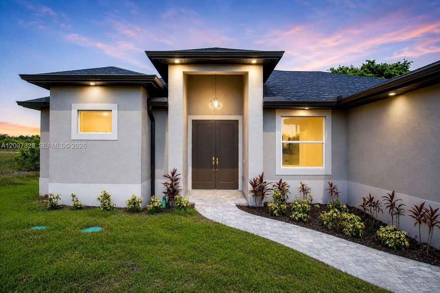 Exterior details and patio area of a home in , Lehigh Acres (Image 21).
