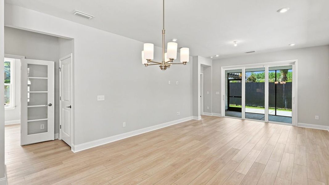 Spacious, unfurnished interior of a new home in Sun City Hilton Head, Bluffton (Image 18).