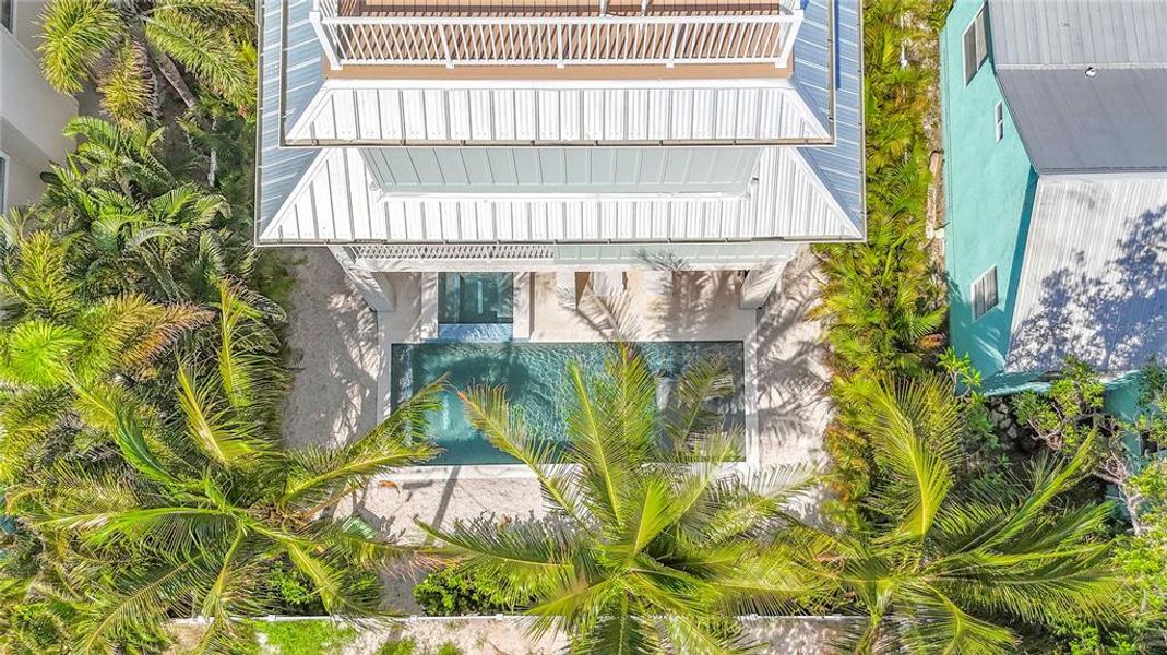 Exterior details and patio area of a home in , Bradenton Beach (Image 26).