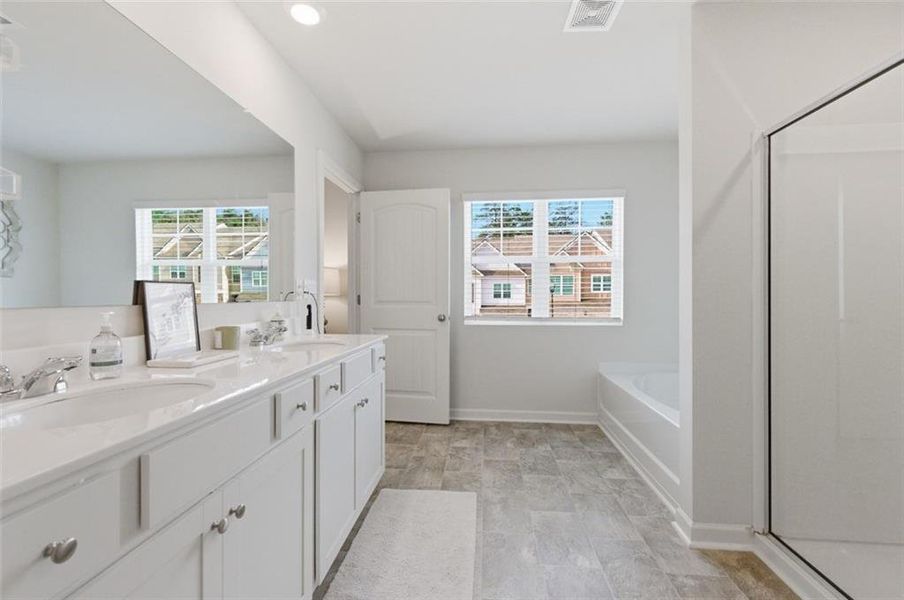 Furnished interior view inside a new home in , Dahlonega (Image 21).