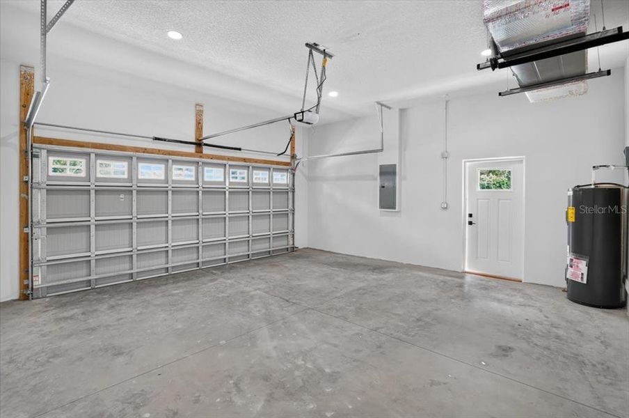 Spacious, unfurnished interior of a new home in , Palmetto (Image 31). Spacious, unfurnished interior of a new home in , Palmetto (Image 31).