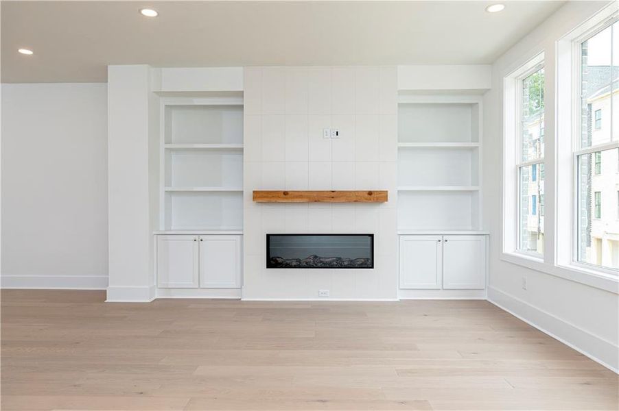Spacious, unfurnished interior of a new home in , Brookhaven (Image 18).