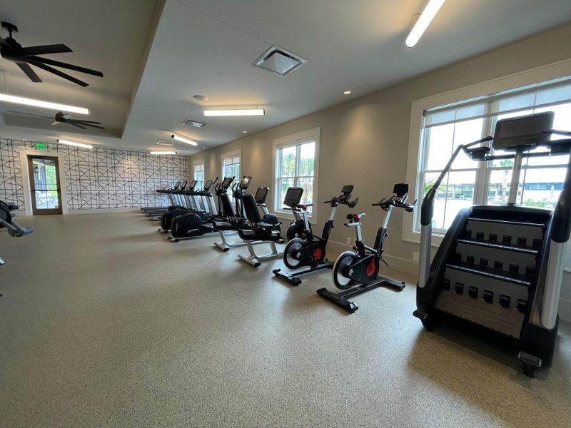 Community amenities in , Summerville (Image 61).