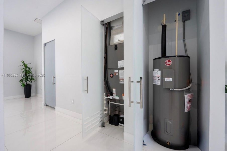 Furnished interior view inside a new home in , Miami (Image 16).