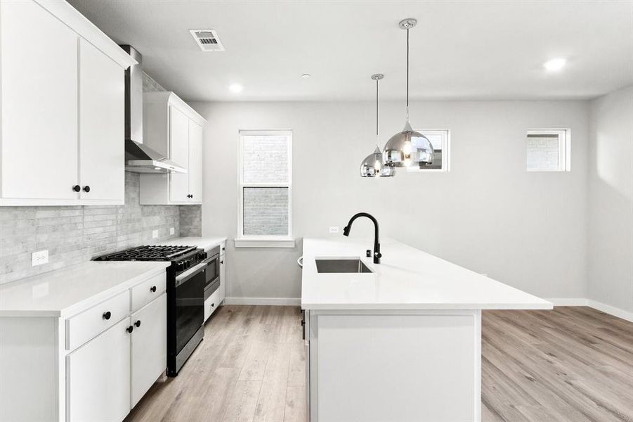 014-2020AldrichRoad-Celina-TX-75009-Kitchen.jpg-SMALL