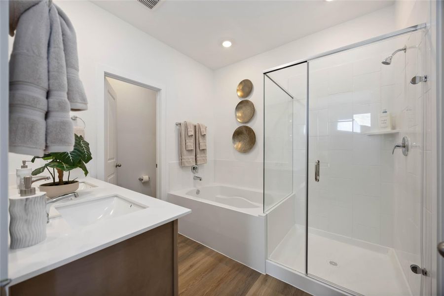 Furnished interior view inside a new home in Grand West, Houston (Image 8).