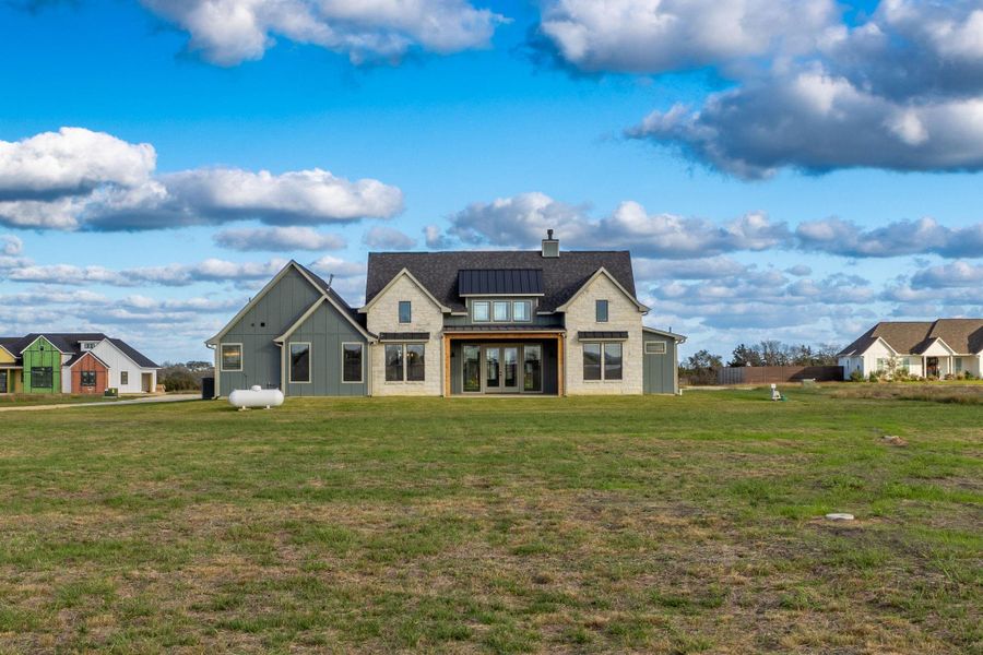 Exterior details and patio area of a home in , Schulenburg (Image 29).