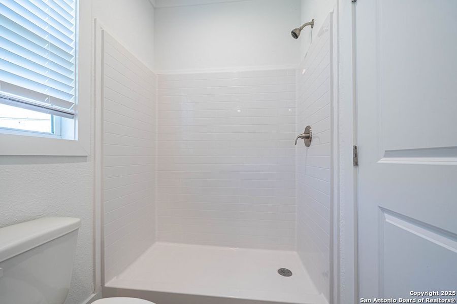 Image 28 of a home in .