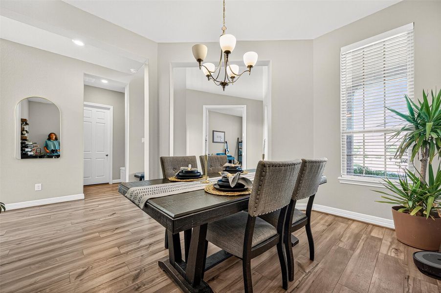 Furnished interior view inside a new home in StoneCreek Estates, Richmond (Image 5). Furnished interior view inside a new home in StoneCreek Estates, Richmond (Image 5).