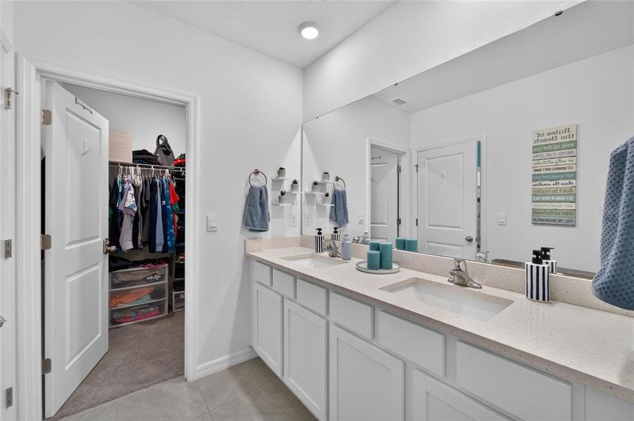 Furnished interior view inside a new home in Mangrove Point, Apollo Beach (Image 50).