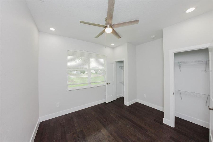 Spacious, unfurnished interior of a new home in , Eustis (Image 24).