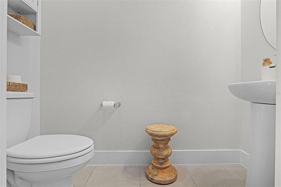 Half Bathrooom Half Bathrooom