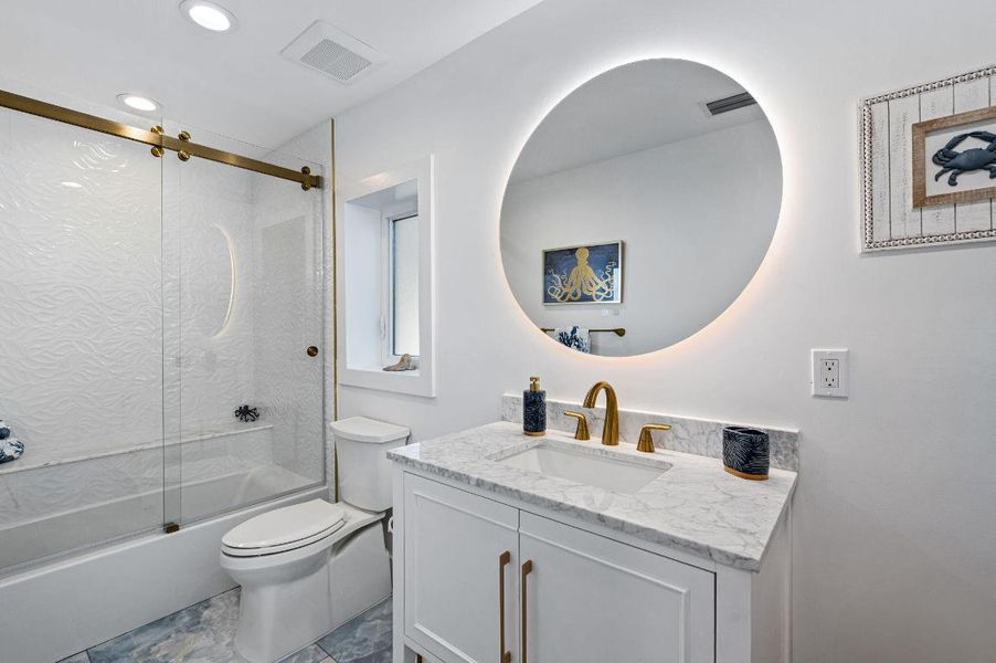 101 Desota St Bathroom 1st floor