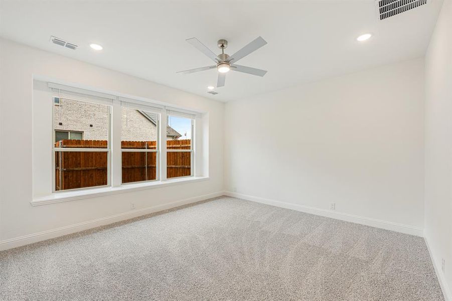 Spacious, unfurnished interior of a new home in Ridgepoint, Midlothian (Image 31).