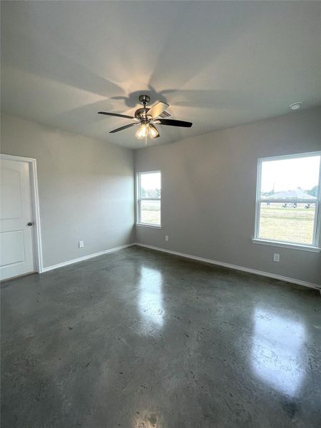 Spacious, unfurnished interior of a new home in , Trinity (Image 19).