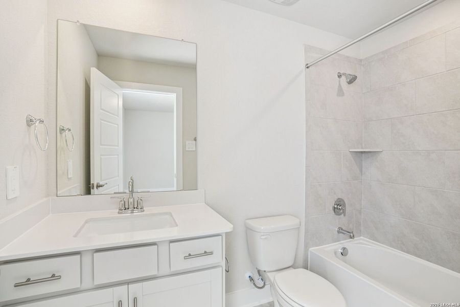 Furnished interior view inside a new home in Carmel Ranch, Schertz (Image 7).