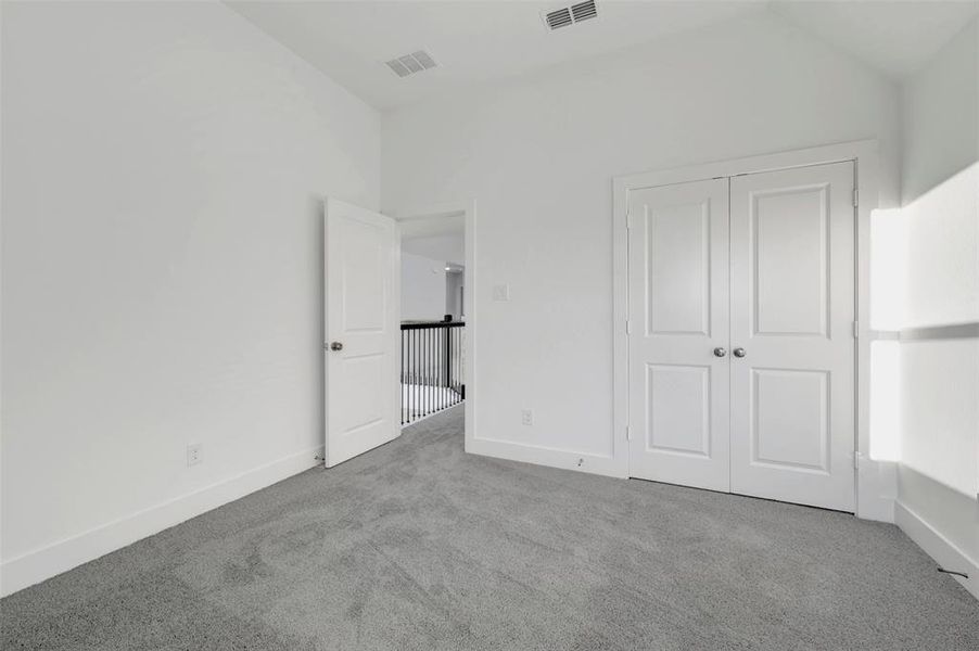 Spacious, unfurnished interior of a new home in Lilyana, Celina (Image 33).