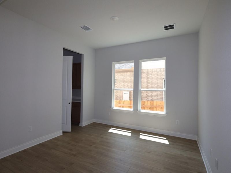 Spacious, unfurnished interior of a new home in Edgewood, Leander (Image 20). Spacious, unfurnished interior of a new home in Edgewood, Leander (Image 20).