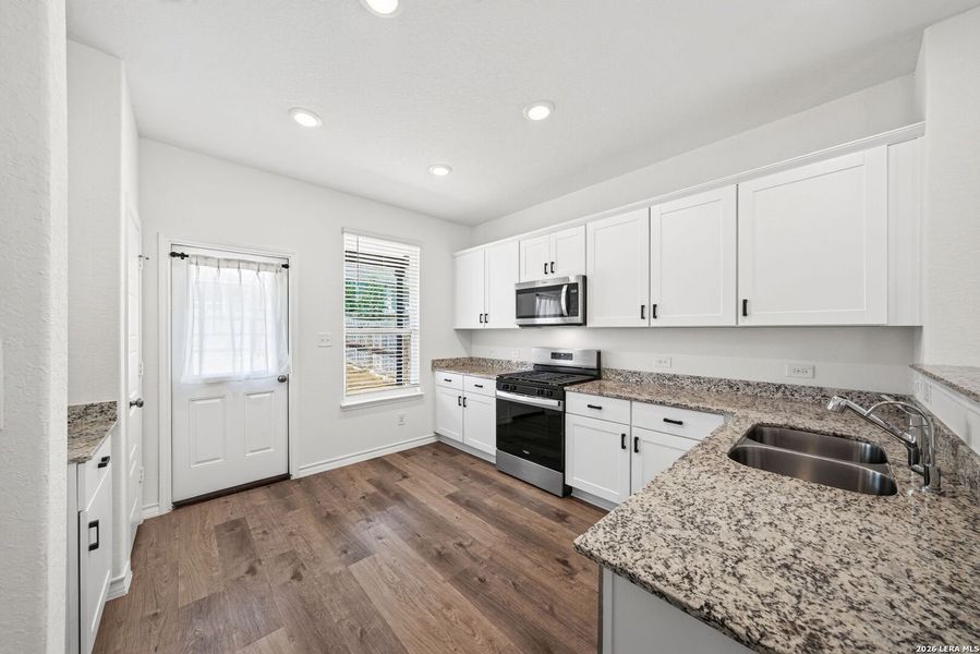 Furnished interior view inside a new home in Corley Farms, Boerne (Image 9).