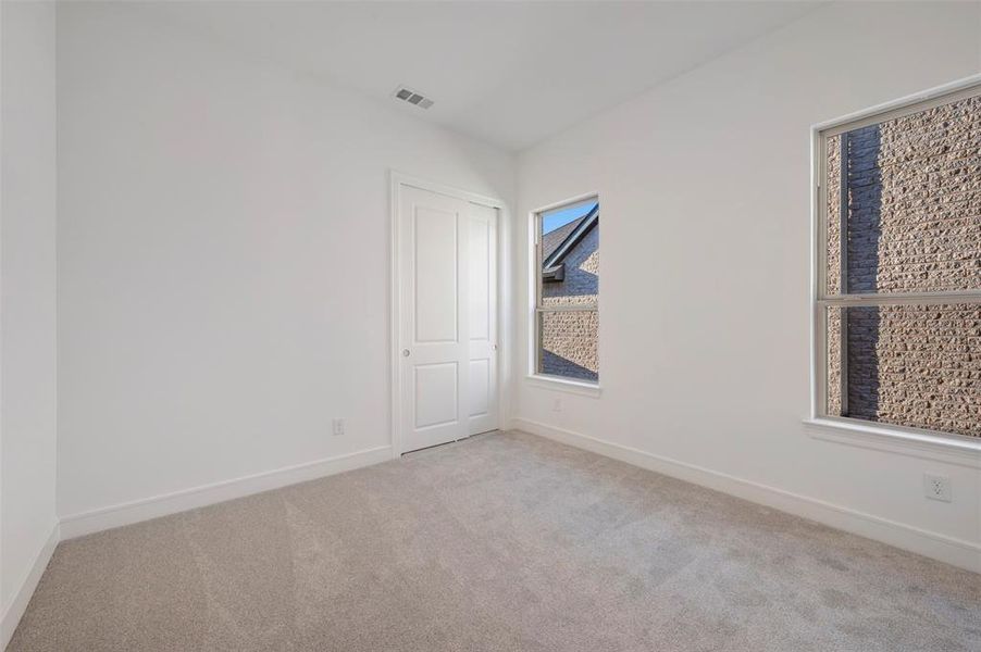 Spacious, unfurnished interior of a new home in Sterling Greene, Arlington (Image 20). Spacious, unfurnished interior of a new home in Sterling Greene, Arlington (Image 20).