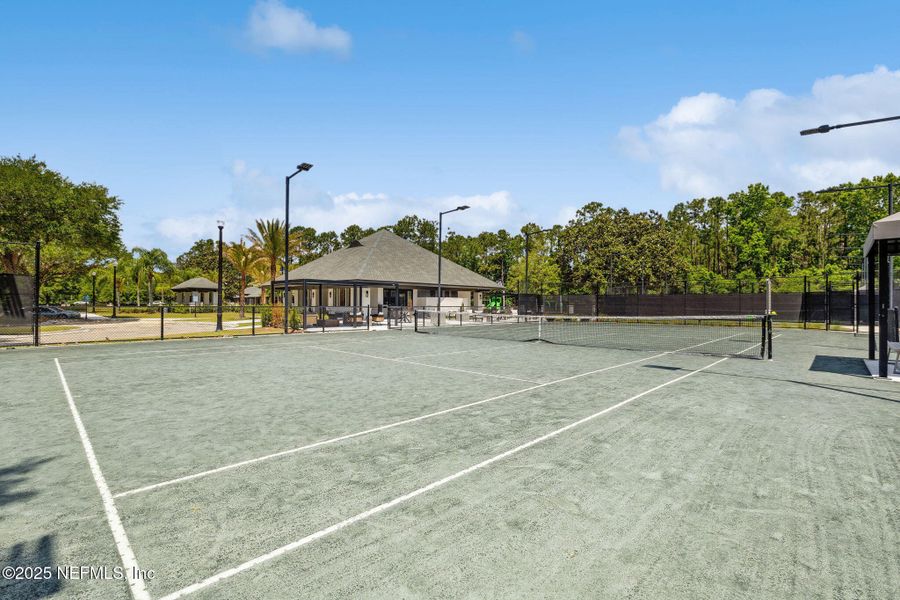 Community amenities in , Jacksonville (Image 61).