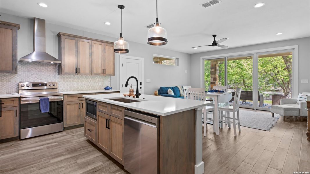 Furnished interior view inside a new home in , New Braunfels (Image 4).
