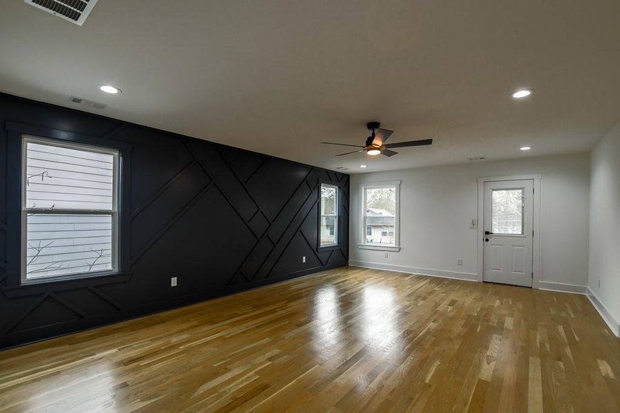 Spacious, unfurnished interior of a new home in , Atlanta (Image 17).