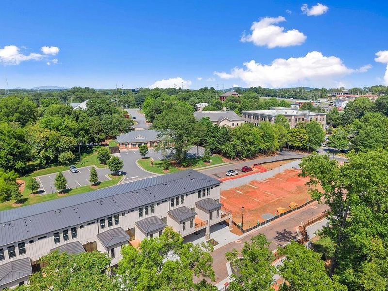 Image 61 of a home in The Carlyle.