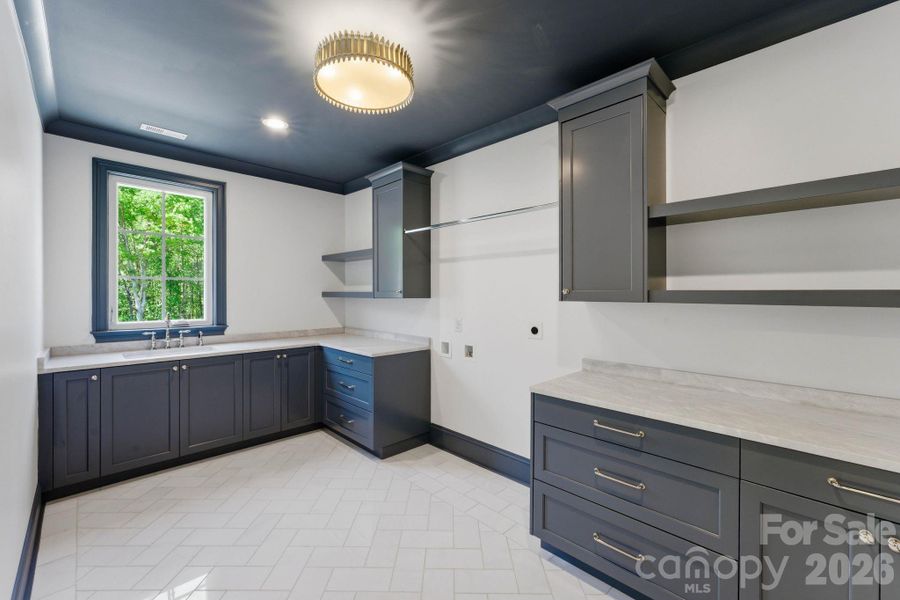 Laundry Room Upper Level