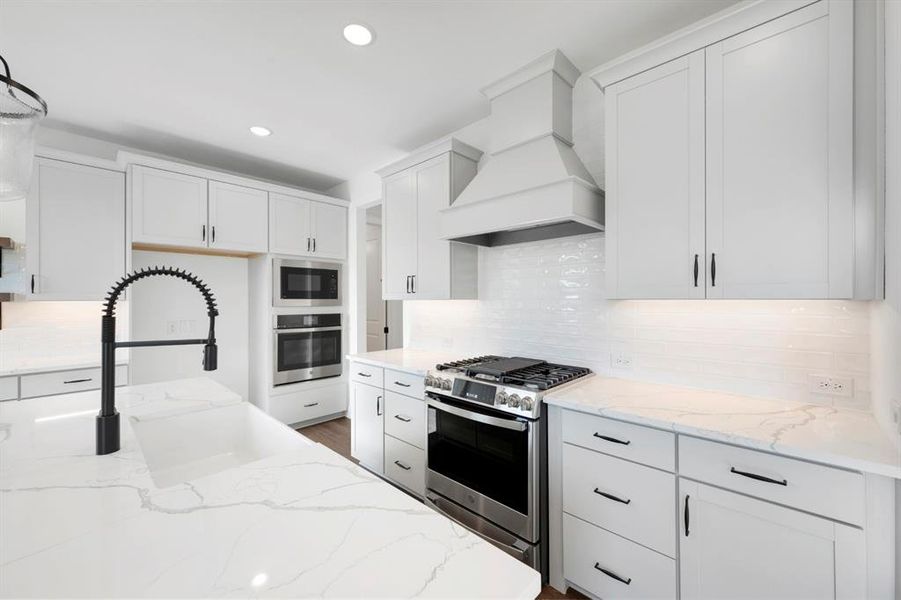 Furnished interior view inside a new home in Heath Golf & Yacht Villas, Heath (Image 13).