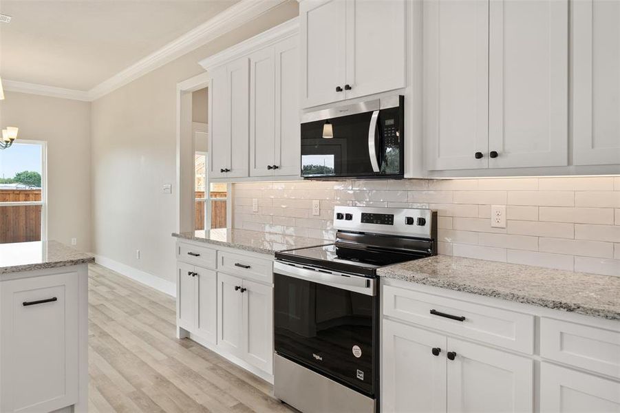 Furnished interior view inside a new home in , Mabank (Image 4).