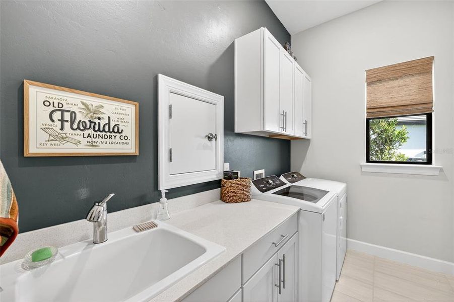 Furnished interior view inside a new home in , Venice (Image 10).