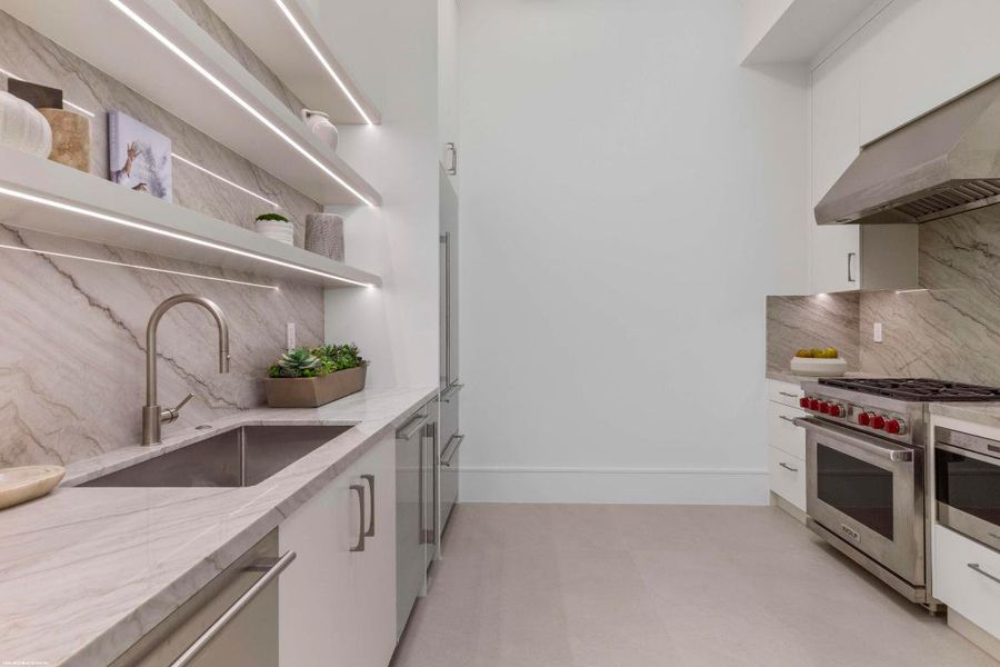 11380 Long Meadow Dr 129