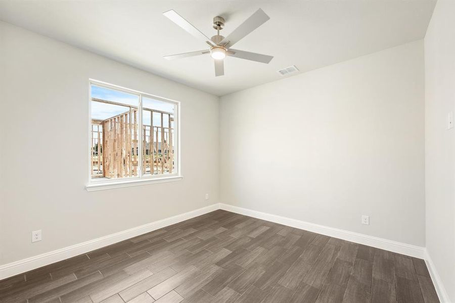 Spacious, unfurnished interior of a new home in Sunset Ridge, Alvarado (Image 29).
