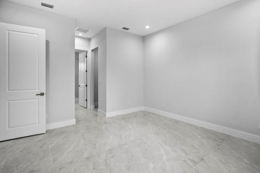 Spacious, unfurnished interior of a new home in , Port Charlotte (Image 35). Spacious, unfurnished interior of a new home in , Port Charlotte (Image 35).