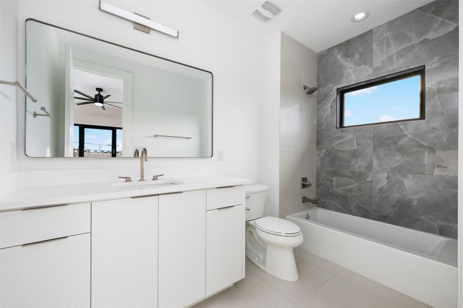 Secondary bathroom with Italian tile. Secondary bathroom with Italian tile.