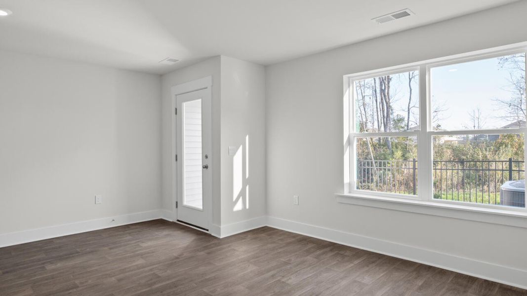Spacious, unfurnished interior of a new home in Indigo Preserve Townhomes, Leland (Image 16).