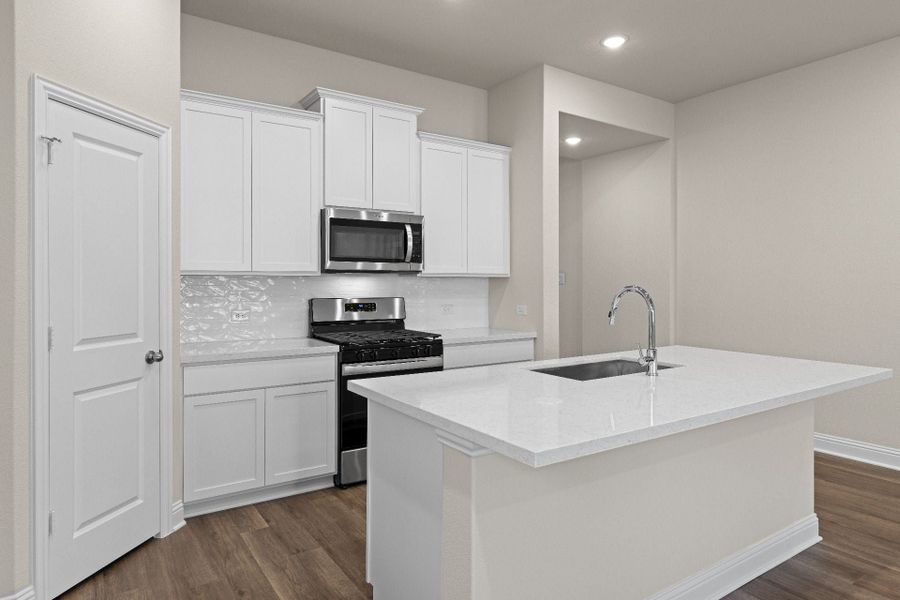 4br New Home in Fort Worth, TX.  - Slide 12