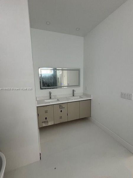 Furnished interior view inside a new home in , Cape Coral (Image 5). Furnished interior view inside a new home in , Cape Coral (Image 5).