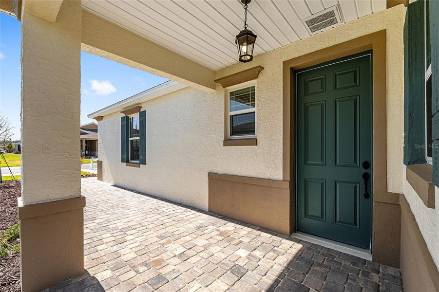 Exterior details and patio area of a home in , Ocala (Image 3).