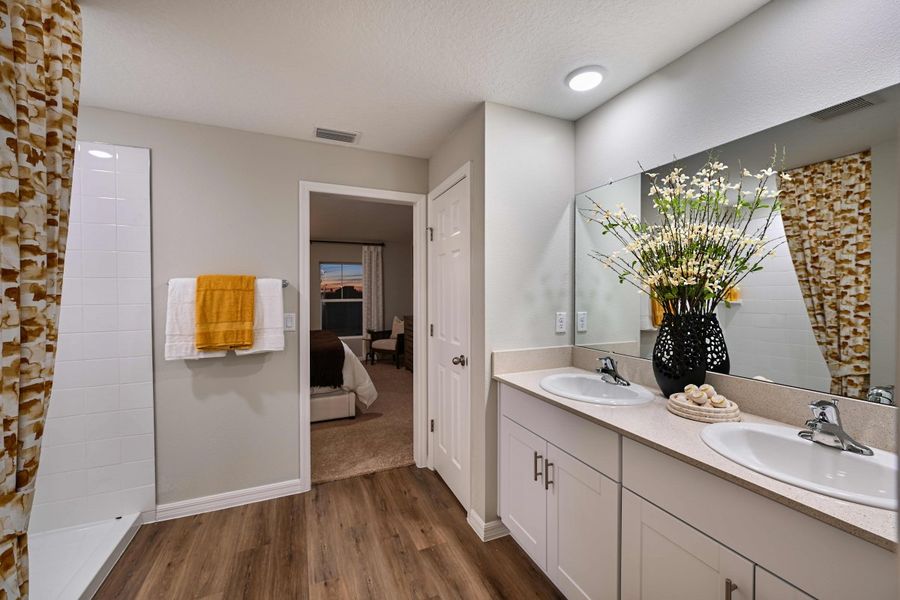 Furnished interior view inside a new home in Crosswinds, Haines City (Image 16).