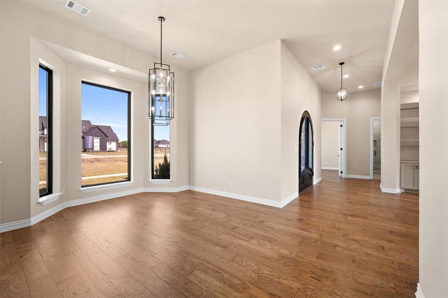 Spacious, unfurnished interior of a new home in , Midlothian (Image 19).