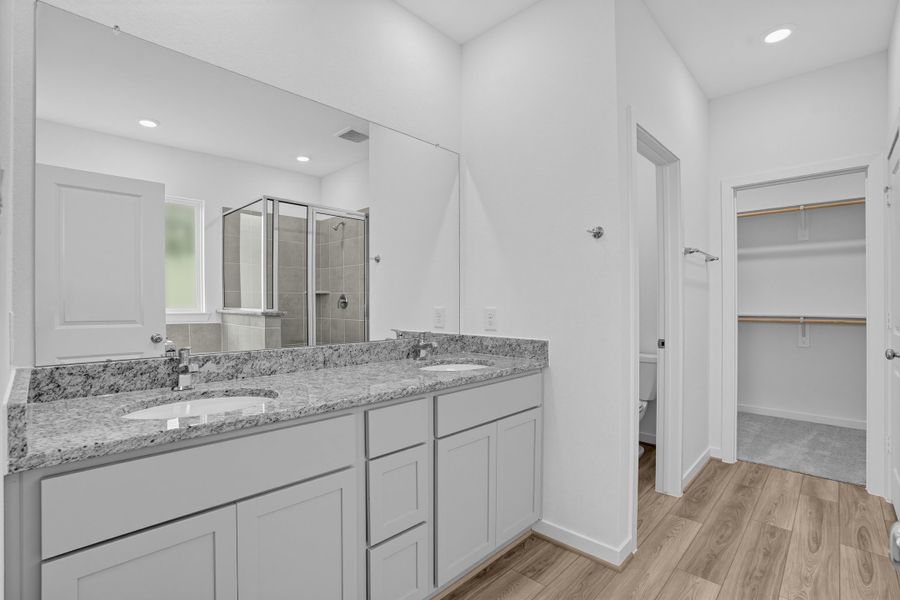 Furnished interior view inside a new home in Hockley Meadows, Hockley (Image 5).