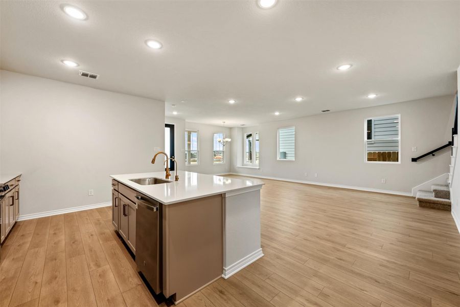 Representative images and renderings are for illustrative purposes. Actual structural options and design finishes of home may vary.