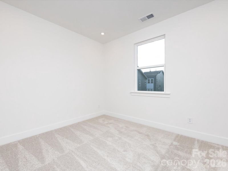 Secondary en-suite Secondary en-suite