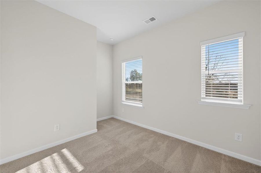 Spacious, unfurnished interior of a new home in Franklin Manor, Lawrenceville (Image 33).